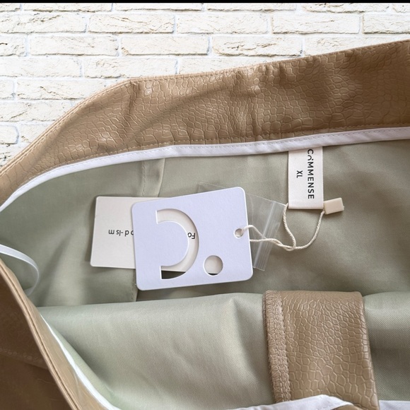 NWT Commense Faux Leather Mini Skirt - Size XL - Picture 4 of 5